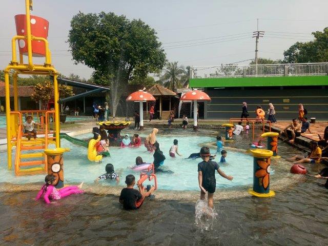 Zamzam Tirta, Wisata Kolam Renang di Bogor 2