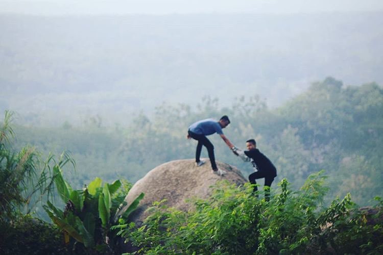 Taman Batu Granit di Tanjung Bintang Lampung Selatan 3