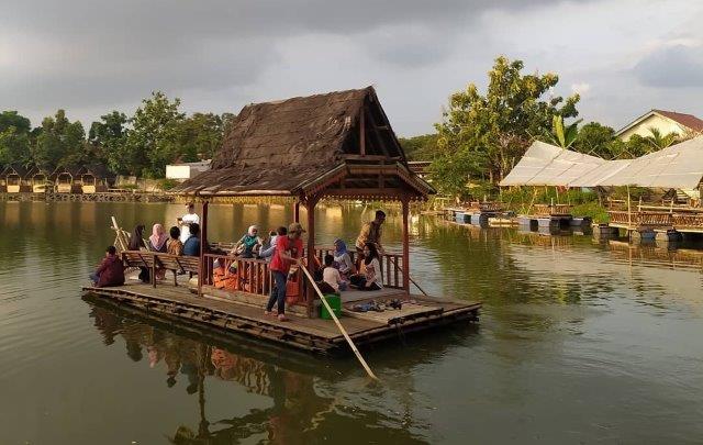 Objek Wisata Situ Gede 2 Objek Wisata Situ Gede 2