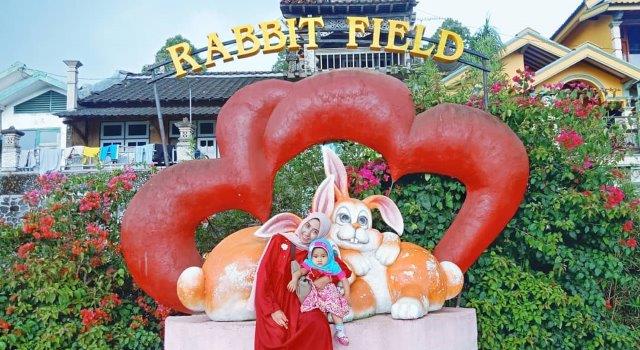 Rumah Hobbit Malang Buka Jam Berapa? 2