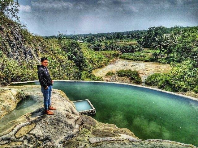 Menikmati Pemandian Air Panas Ciseeng Tirta Sanita Bogor 1