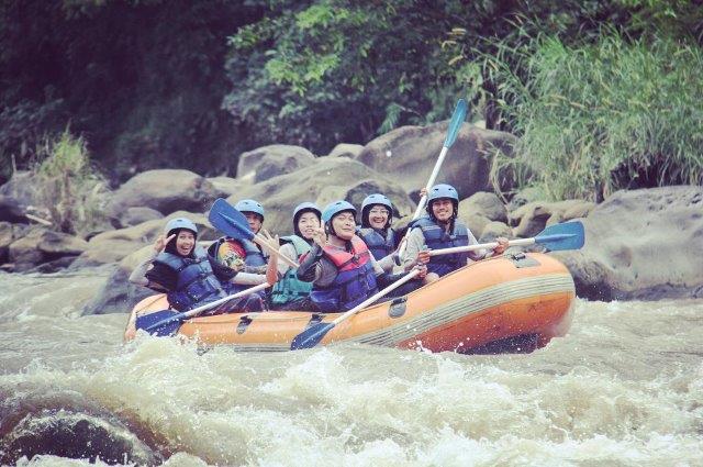 Arung Jeram di Sungai Citatih 3 Arung Jeram di Sungai Citatih 3
