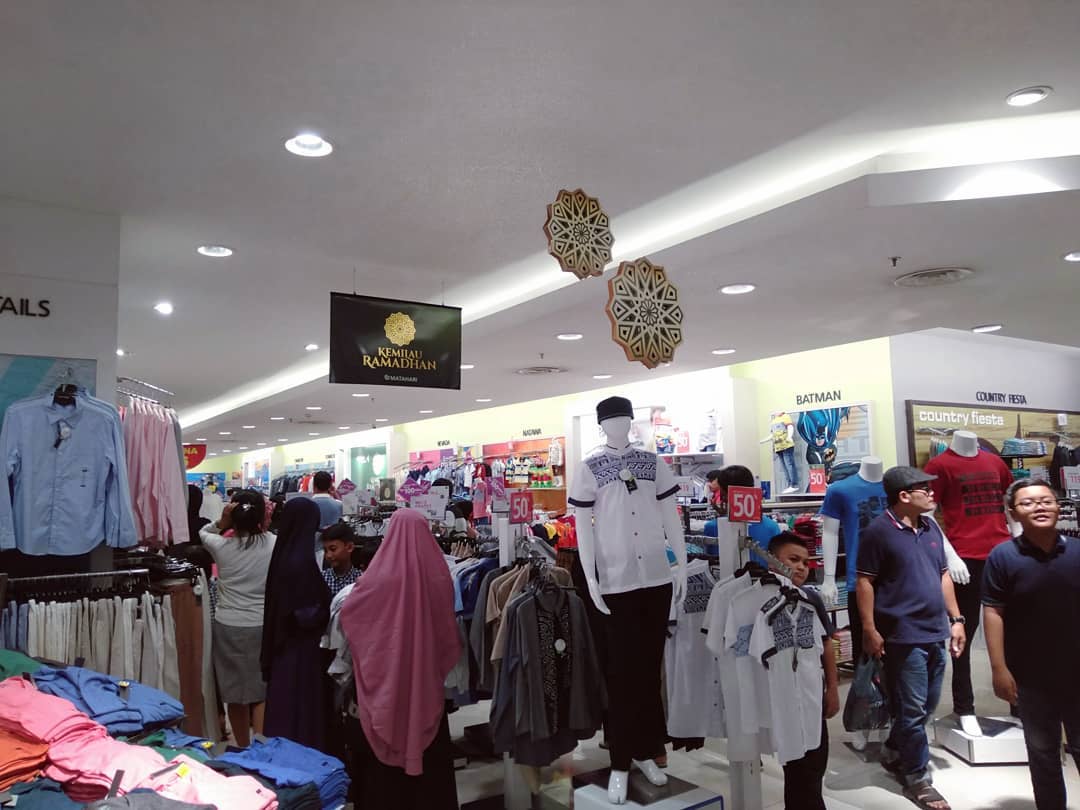 Wajah Baru Revo Town Mall 3