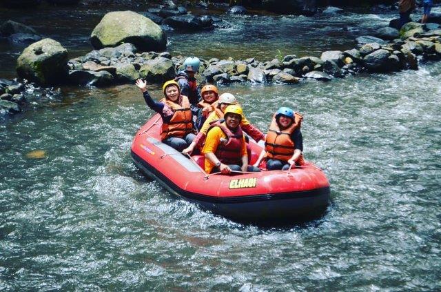 Arung Jeram di Sungai Citatih 4 Arung Jeram di Sungai Citatih 4