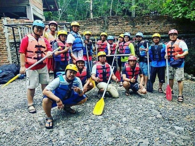 Arung Jeram di Sungai Citatih 6 Arung Jeram di Sungai Citatih 6