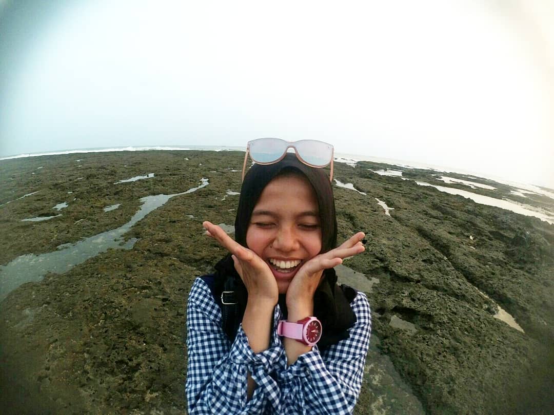 Beberapa Potret Indahnya Pemandangan Lokasi Wisata Pantai Minajaya di Surade Sukabumi Jawa Barat 4