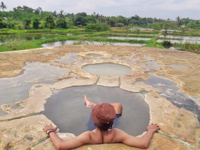 Menikmati Pemandian Air Panas Ciseeng Tirta Sanita Bogor 3