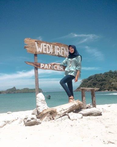 Pantai Wedi Ireng 9