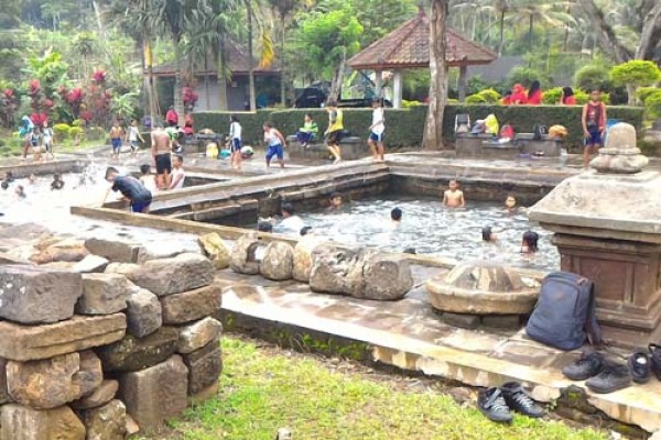 Wisata Telaga Bleder Grabag Magelang 8