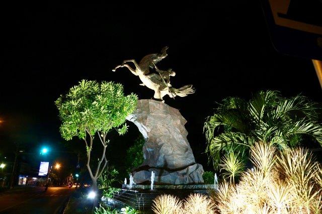 5 Patung Pangeran Diponegoro di Indonesia 7