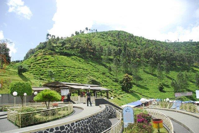 Akses Menuju Curug Putri Kencana 3 Akses Menuju Curug Putri Kencana 3