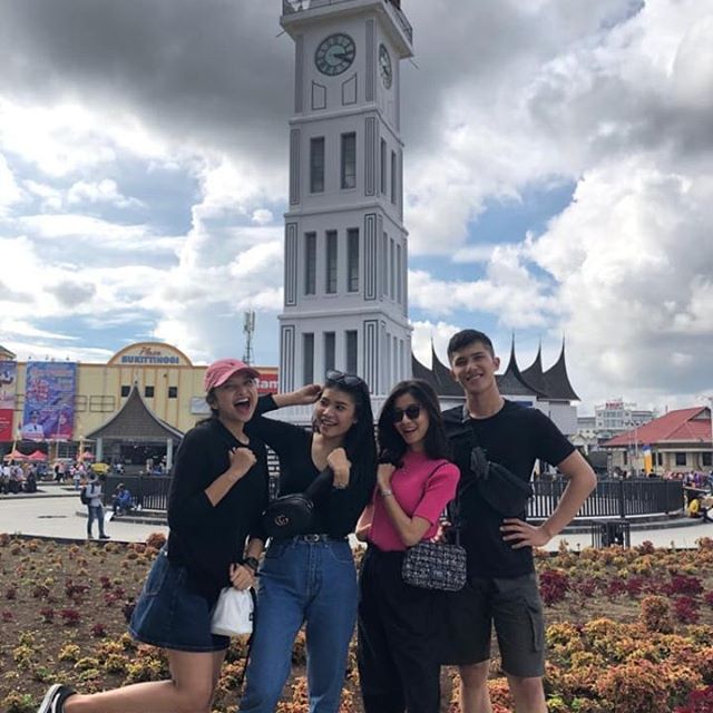 Lokasi Jam Gadang 4