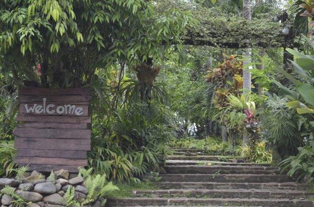 Pondok Indah Resto 8