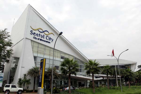 Akses Menuju Curug Putri Kencana 1 Akses Menuju Curug Putri Kencana 1