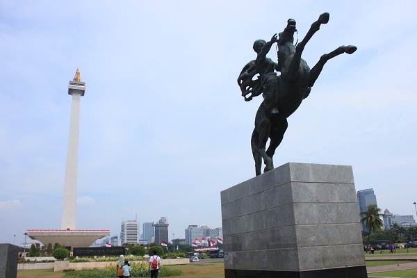 5 Patung Pangeran Diponegoro di Indonesia 4
