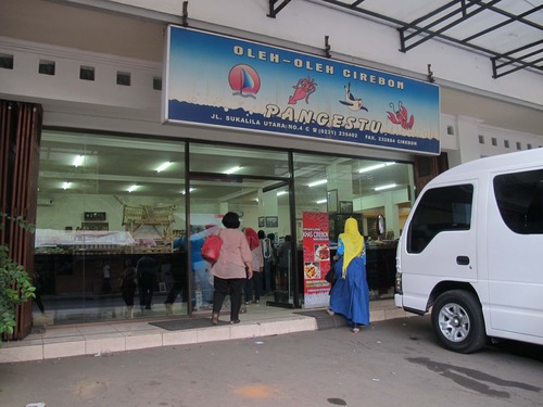 Pasar Pagi Cirebon Tutup Jam Berapa? 7 Pasar Pagi Cirebon Tutup Jam Berapa? 7