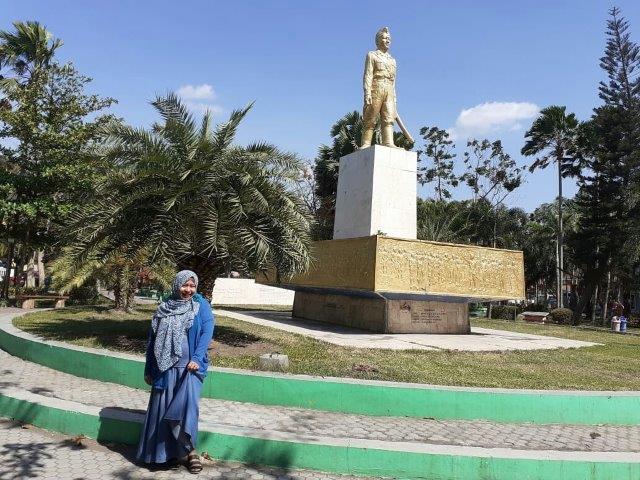 Alun alun kota kediri alamat foto gambar letak deskripsi peta di kampung dalem kecamatan sejarah