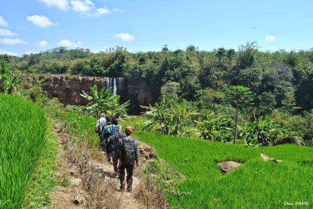 10 Gambar Curug Awang Sukabumi Cibenda + Tragedi Legenda Mitos Misteri Sejarah 7 10 Gambar Curug Awang Sukabumi Cibenda + Tragedi Legenda Mitos Misteri Sejarah 7