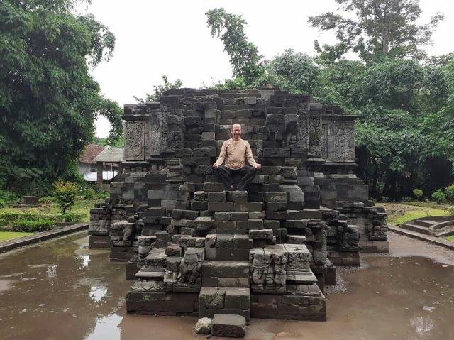 Asal Usul Candi Surawana 7