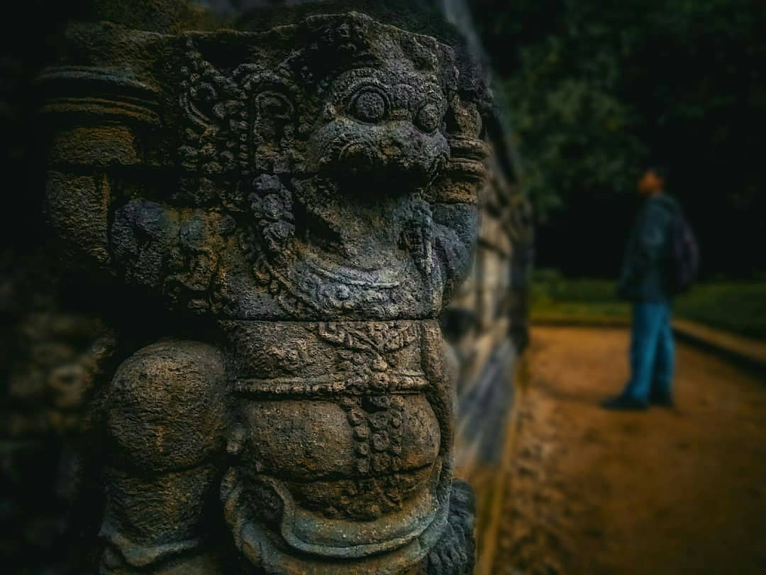 Asal Usul Candi Surawana 8