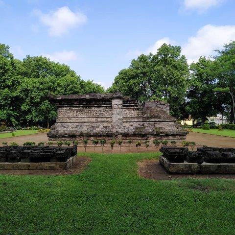 Candi Tegowangi Merupakan Peninggalan Kerajaan? 9