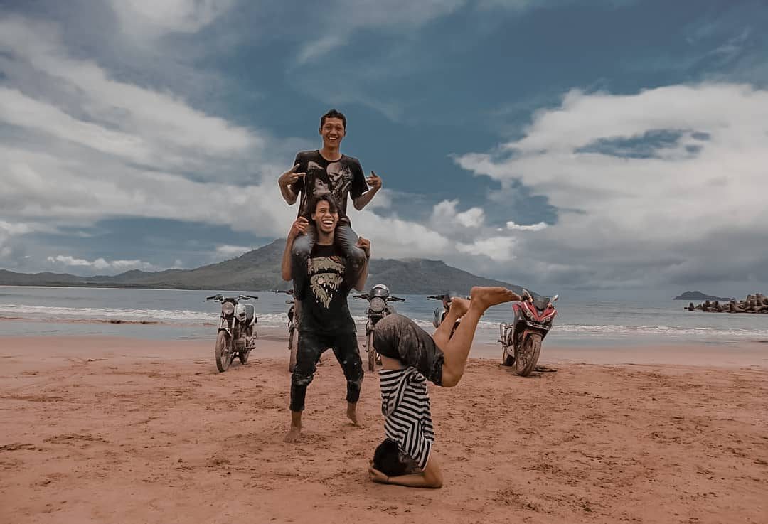 Pantai Mustika, Calon Primadona 7