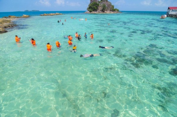 Cara Ke Pulau Abang Batam, Paket Resort Penginapan + Biaya Wisata Snorkeling 10 Cara Ke Pulau Abang Batam, Paket Resort Penginapan + Biaya Wisata Snorkeling 10