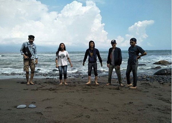 Potret Pantai Cibangban di Pelabuhan Ratu Sukabumi Jawa Barat dan Berapa Harga Tiket Masuknya? 6
