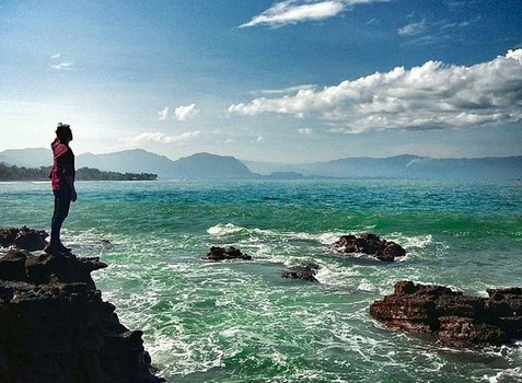 Potret Pantai Cibangban di Pelabuhan Ratu Sukabumi Jawa Barat dan Berapa Harga Tiket Masuknya? 8