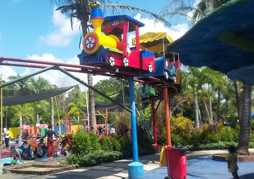 10 Gambar Danau Tanah Mas Palembang, Lokasi Alamat Waterboom, Harga Tiket Masuk Wisata + Nomor Telepon Water Park 3