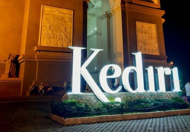 Simpang Lima Gumul 9