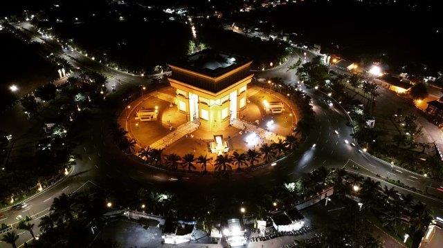 Simpang Lima Gumul 4