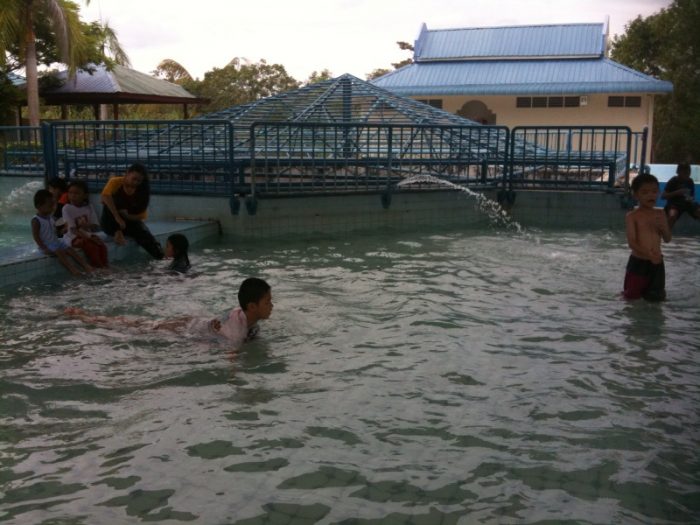 Sumber Air Panas Ciracas Purwakarta, Tempat Wisata Alam Yang Wajib Dikunjungi 3