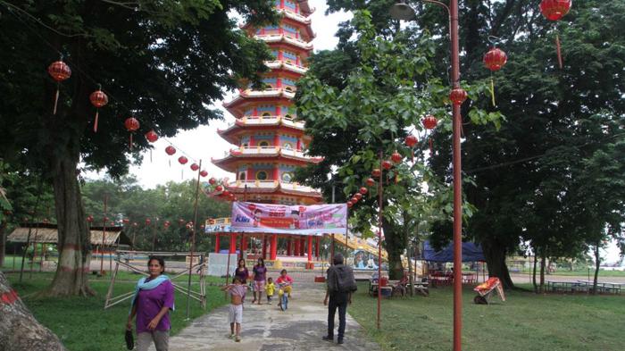 10 Gambar Pagoda Pulau Kemaro Palembang, Sejarah, Fungsi + Mempunyai Daya Tarik 2