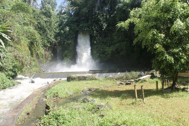 10 Gambar Curug Bangkong Kuningan, Lokasi Alamat, Misteri Mitos, Rute Jalan Menuju Wisata + Asyik Mandi Sambil Berenang di Area? 7