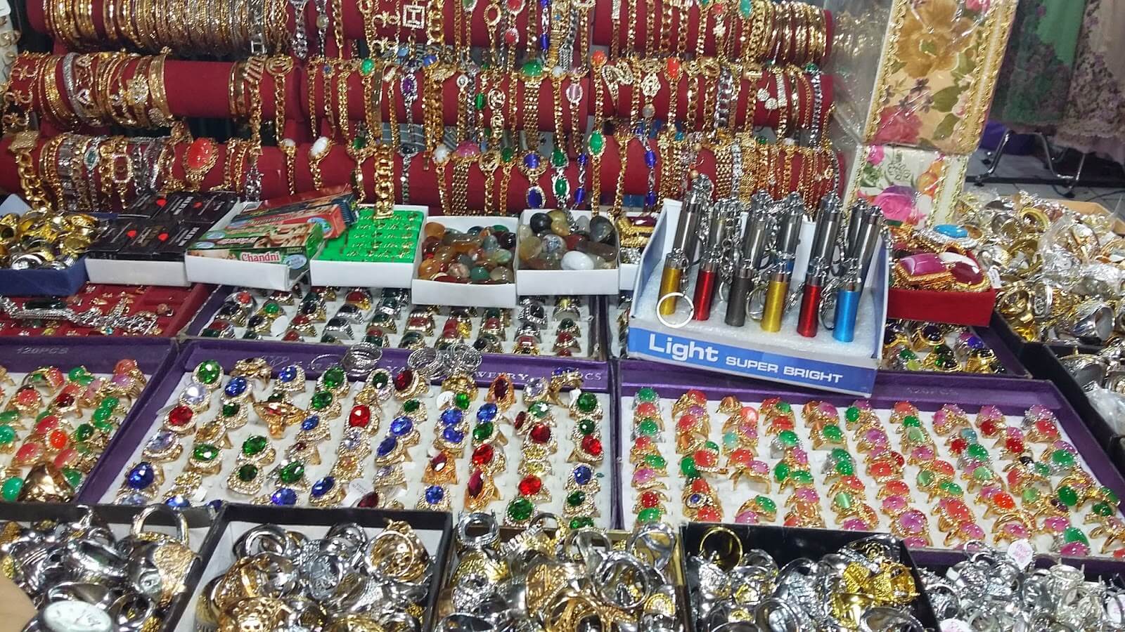 10 Gambar Pasar Bawah Pekanbaru, Sejarah Legenda, Lokasi Alamat, Jam Buka Tutup + Hotel di Sekitar Wisata 4