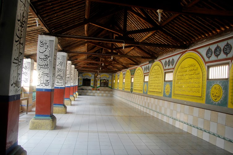 Masjid Pintu Seribu Tangerang 6