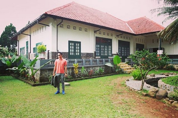 10 Foto Gedung Perundingan Linggarjati Kuningan, Harga Tiket Masuk, Lokasi Alamat, Sejarah Asal Usul, Jam Buka Tutup + Misteri Mitos 9