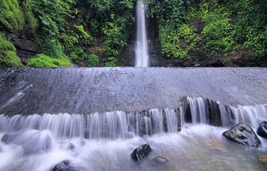 10 Gambar Curug Bangkong Kuningan, Lokasi Alamat, Misteri Mitos, Rute Jalan Menuju Wisata + Asyik Mandi Sambil Berenang di Area? 1