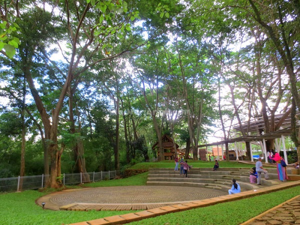 Taman Bambu Yang Cantik 3