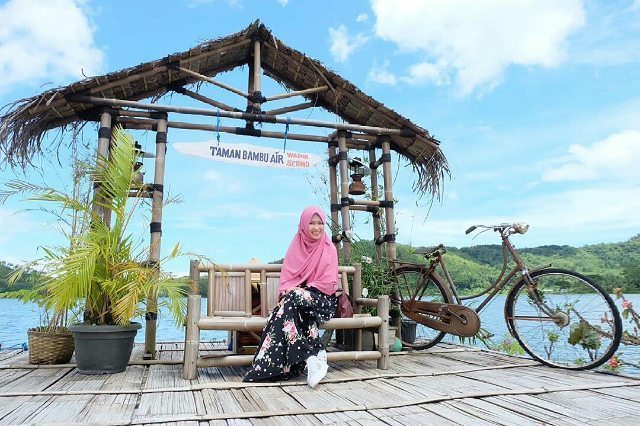 Taman Bambu Yang Cantik 5