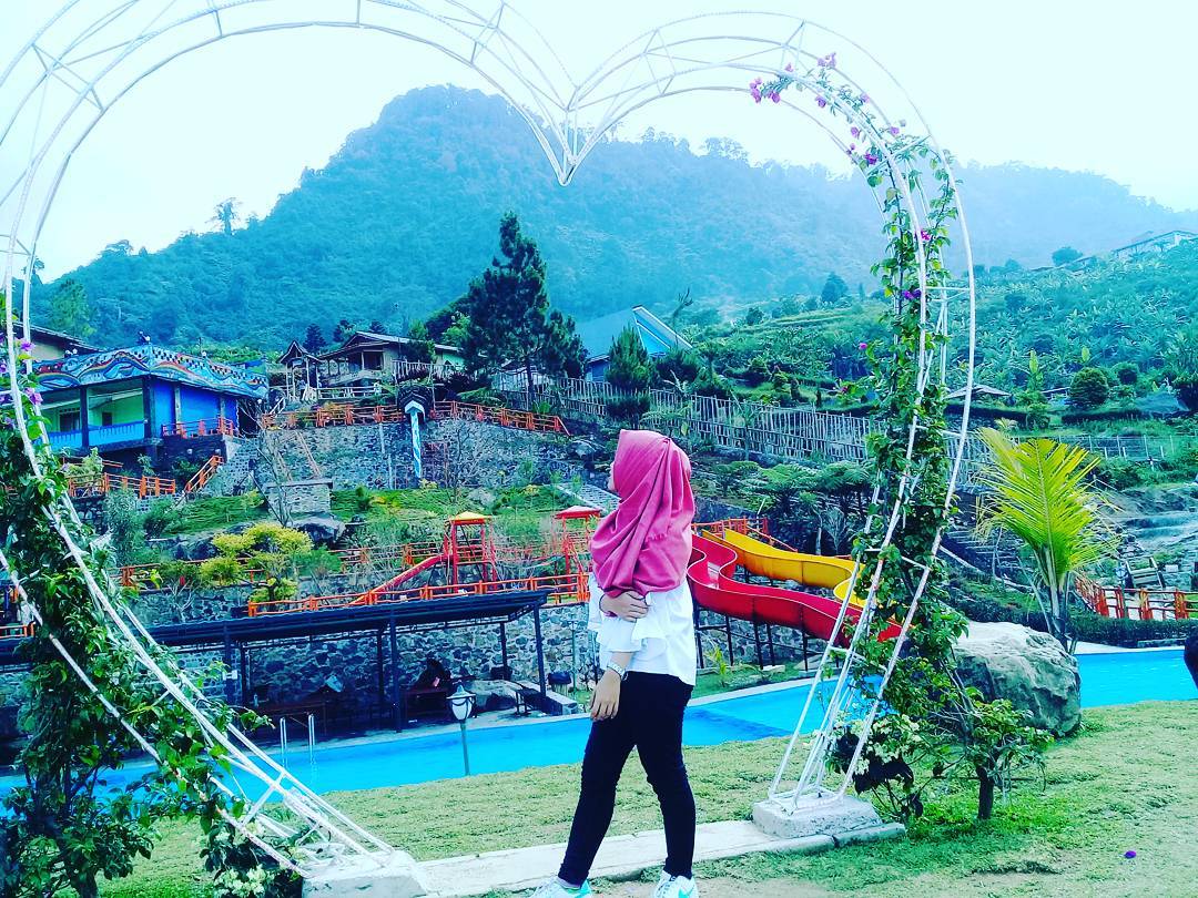 10 Gambar Pulau Kayangan Makassar, Harga Tiket Masuk, Lokasi Alamat, Penginapan Hotel + Keindahan Keunikan di Setikar Wisata 9 10 Gambar Pulau Kayangan Makassar, Harga Tiket Masuk, Lokasi Alamat, Penginapan Hotel + Keindahan Keunikan di Setikar Wisata 9