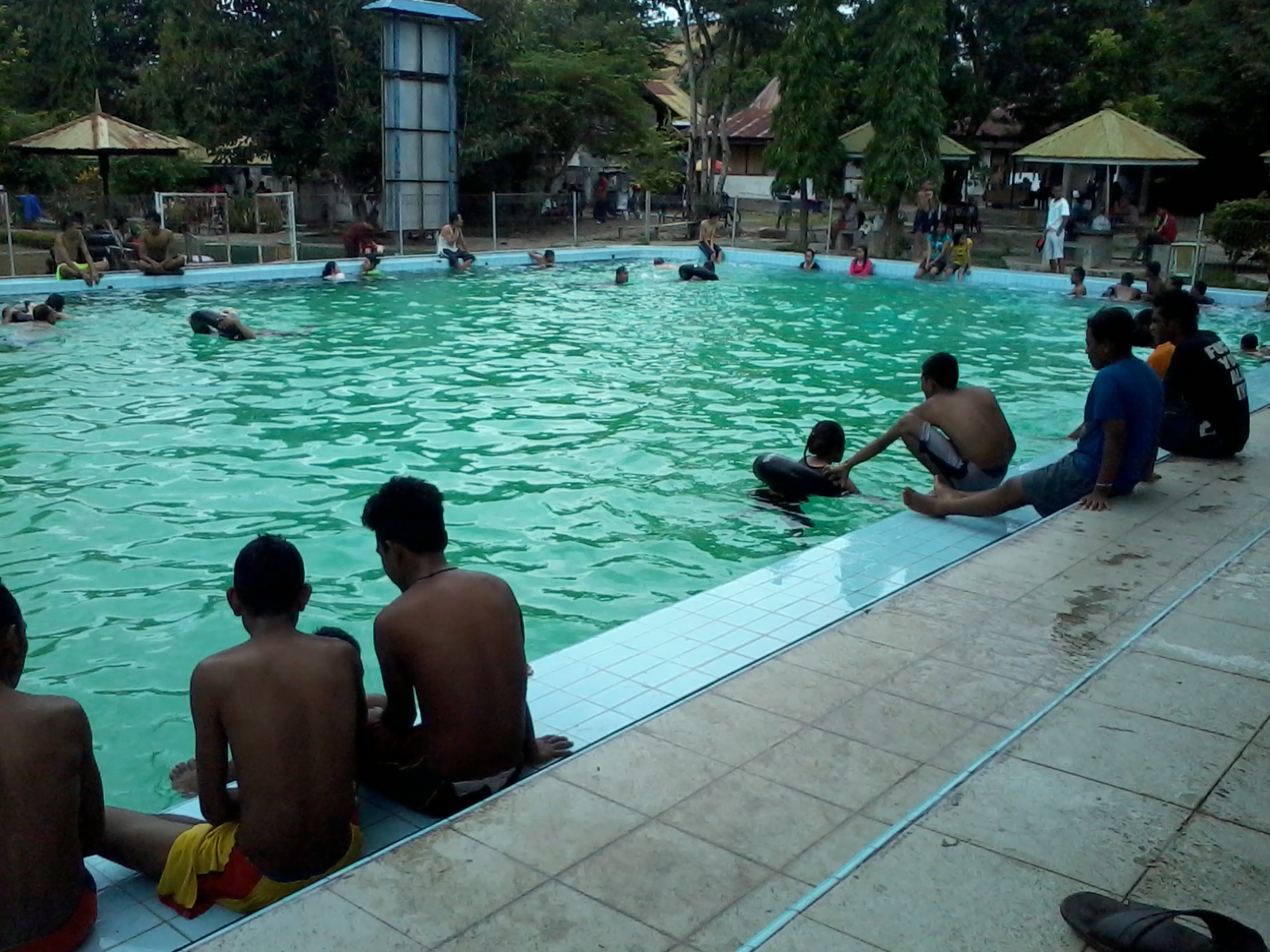 10 Gambar Kolam Renang Tirta Sari Depok, Harga Tiket Masuk, Lokasi Alamat, Asal Usul, Nomer Telepon + Jam Buka Tutup 5 10 Gambar Kolam Renang Tirta Sari Depok, Harga Tiket Masuk, Lokasi Alamat, Asal Usul, Nomer Telepon + Jam Buka Tutup 5