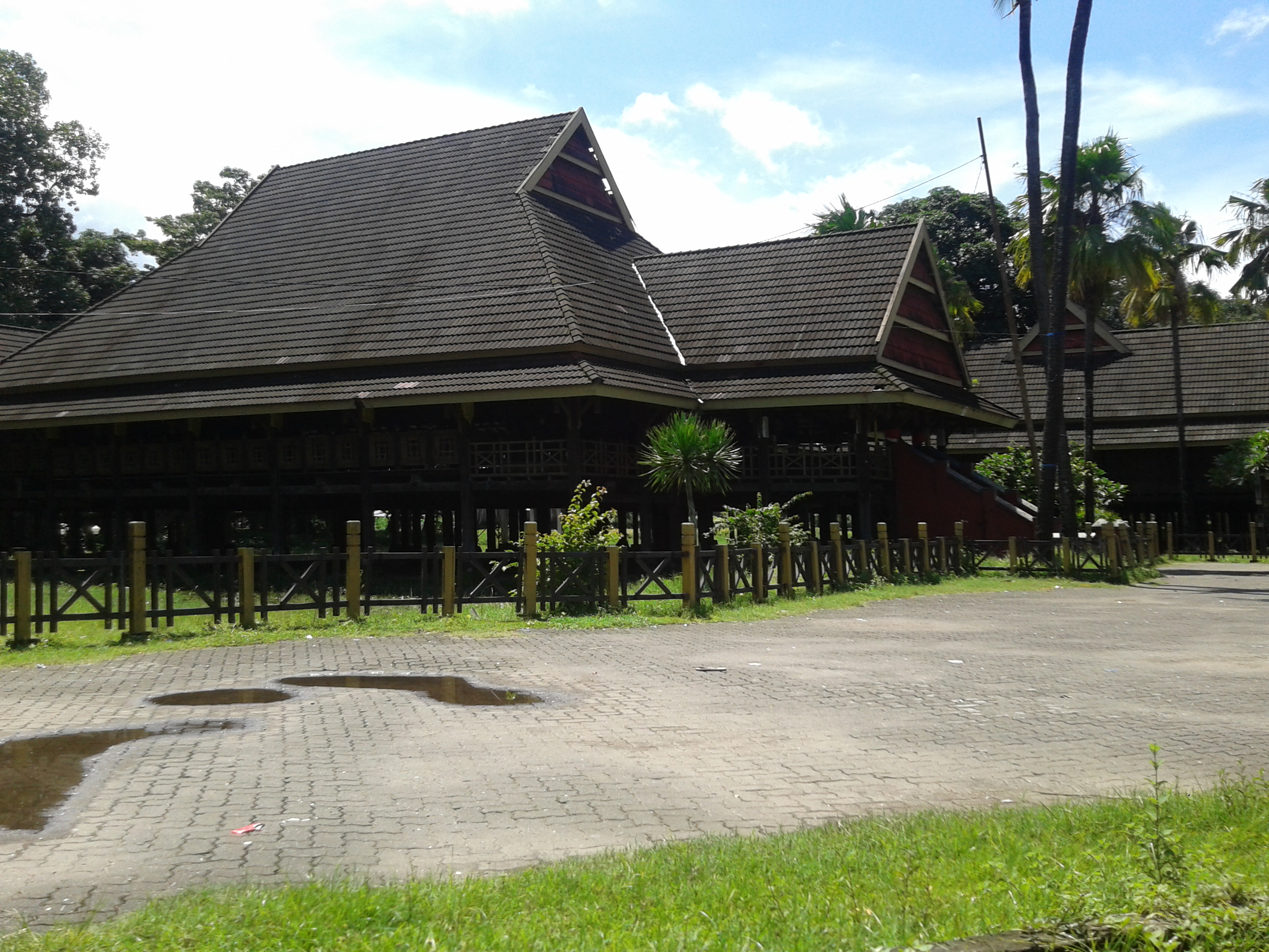 10 Gambar Benteng Somba Opu Makassar, Harga Tiket Masuk, Lokasi Alamat, Jam Buka Tutup + Rute Jalan Menuju Wisata 3