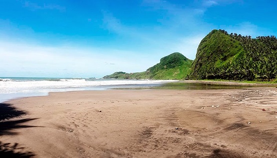Beberapa Potret Keindahan Pantai Pecaron di Kebumen dan Rute Jalur Menuju Ke Lokasi 1