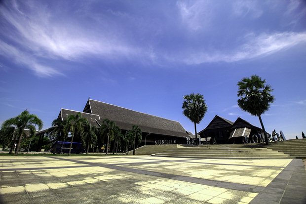 Museum Balla Lompoa Makassar, Apa Saja Koleksi Didalamnya 4 Museum Balla Lompoa Makassar, Apa Saja Koleksi Didalamnya 4