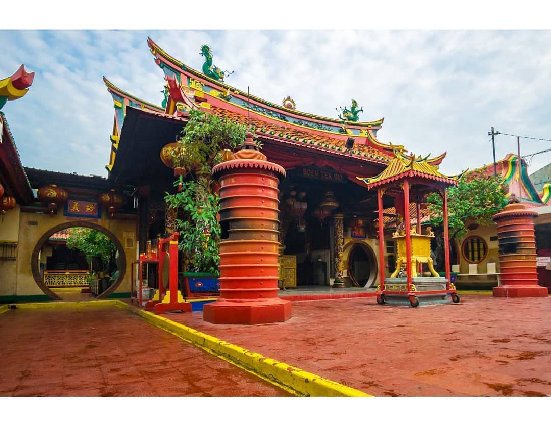 Keunikan Klenteng Boen Tek Bio 5