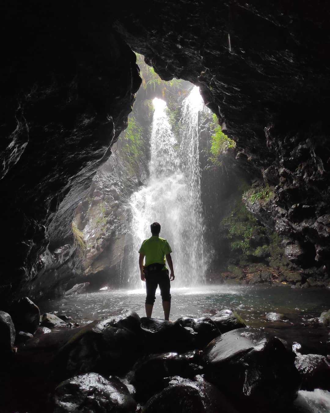 Asyiknya Bermain di Curug Lawang 5 Asyiknya Bermain di Curug Lawang 5