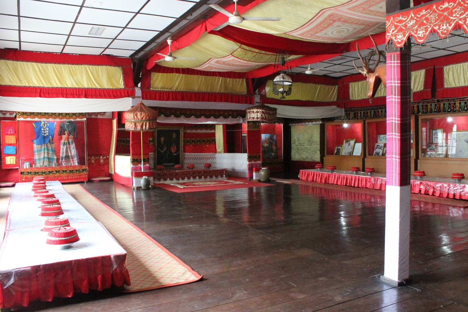 Museum Balla Lompoa Makassar, Apa Saja Koleksi Didalamnya 6 Museum Balla Lompoa Makassar, Apa Saja Koleksi Didalamnya 6