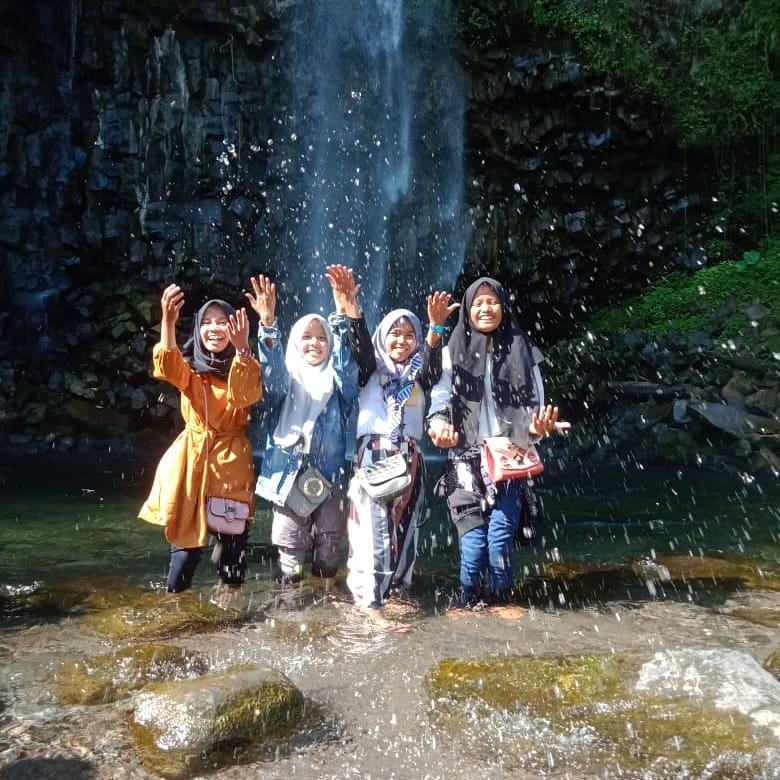 Keindahan Air Terjun Lembah Anai 8 Keindahan Air Terjun Lembah Anai 8